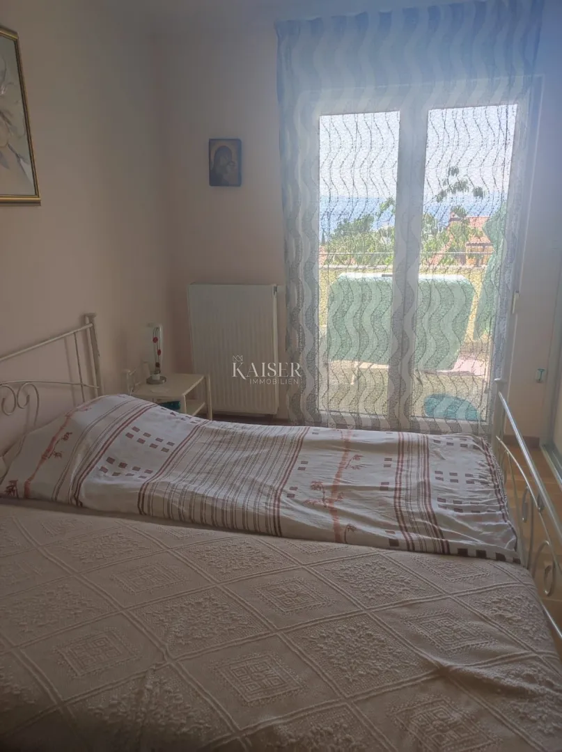 kostrena - stan 3s+db s pogledom i okućnicom - slika 7