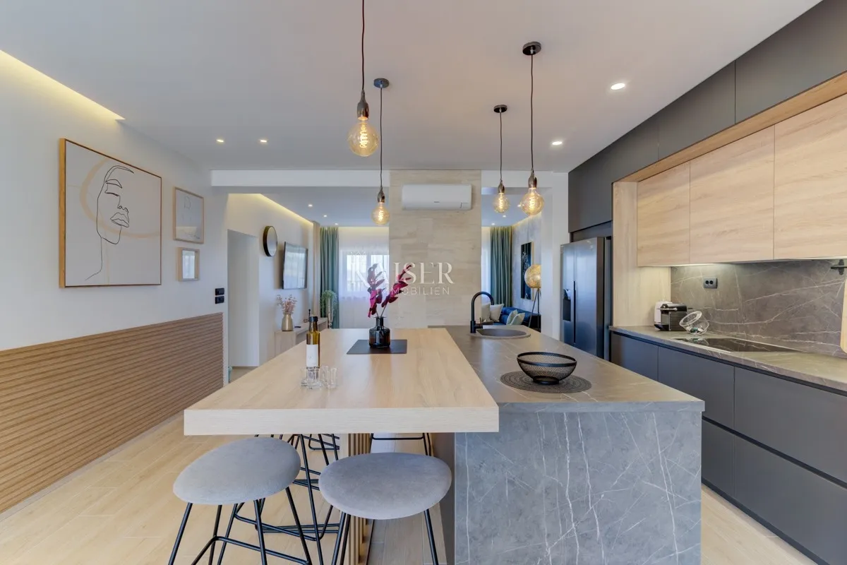 novi vinodolski - villa sa bazenom 300m2 - slika 9