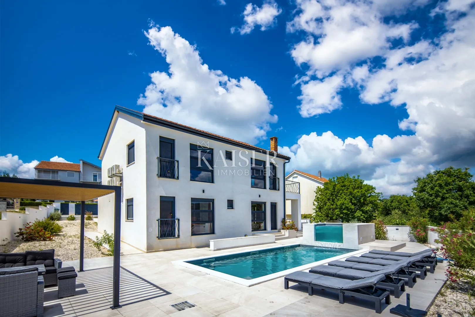 zadar – pridraga, moderna vila s bazenom i jacuzzi zonom, 300 m od mora - slika 45