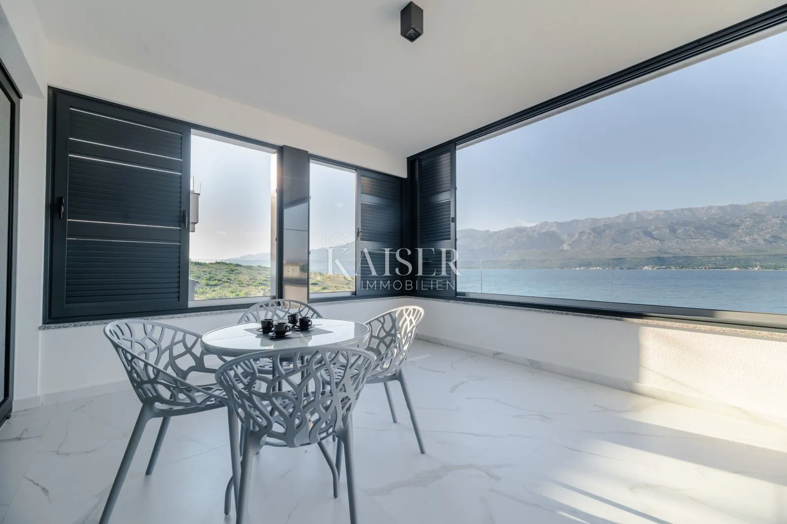 Penthouse s očaravajućim pogledom na more i planine - Vinjerac, Posedarje