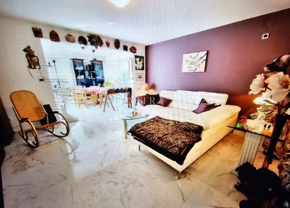 zadar, okolica - luksuzna vila sa uhodanim poslovanjem - slika 18
