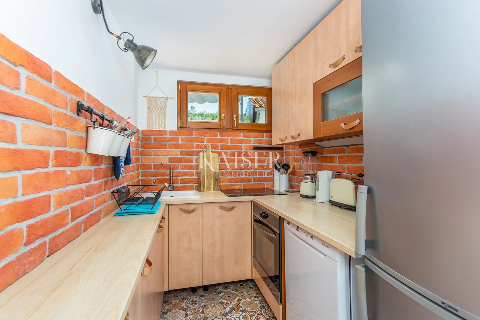vrbnik, risika - samostojeća kuća sa dvije jedinice, prilika - slika 9
