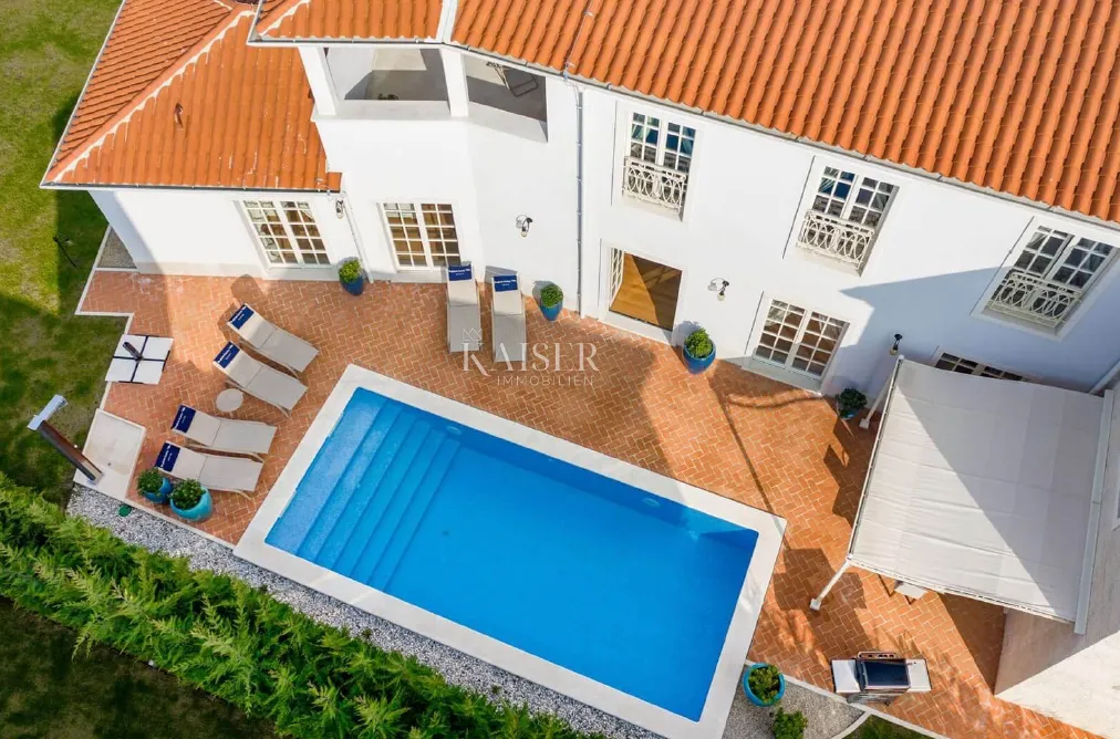 istra - poreč, premium luksuzna vila blizu mora - slika 2