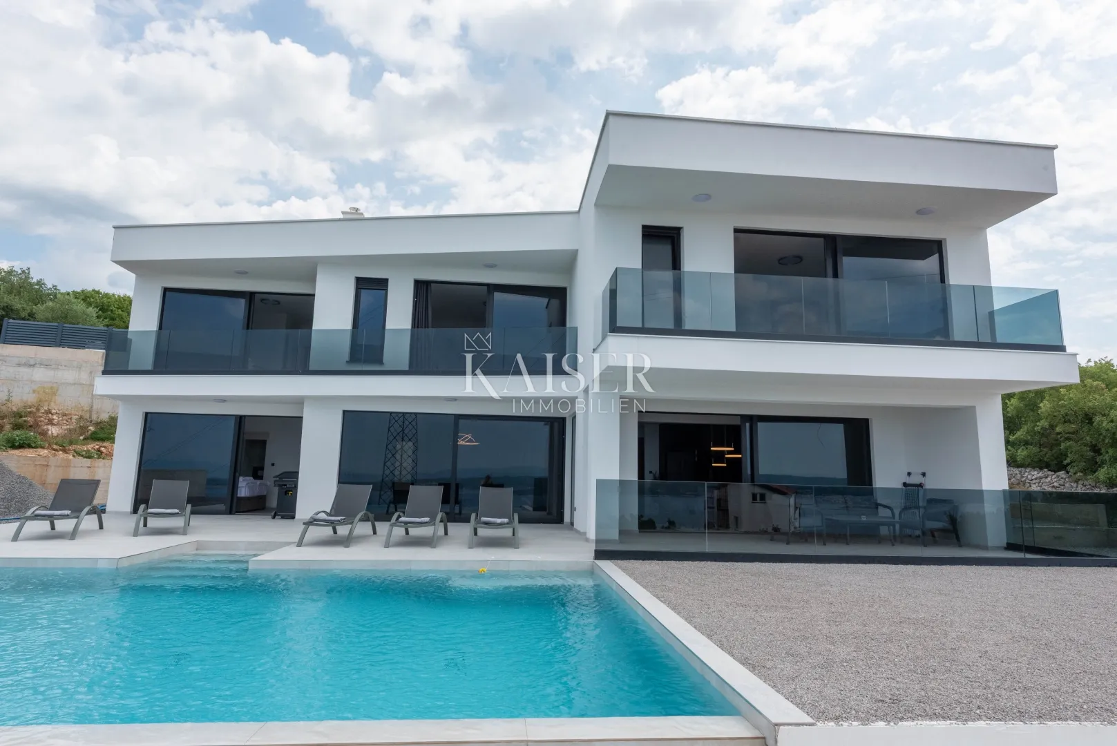 crikvenica, elegantna vila s bazenom i jedinstvenim pogledom - slika 3