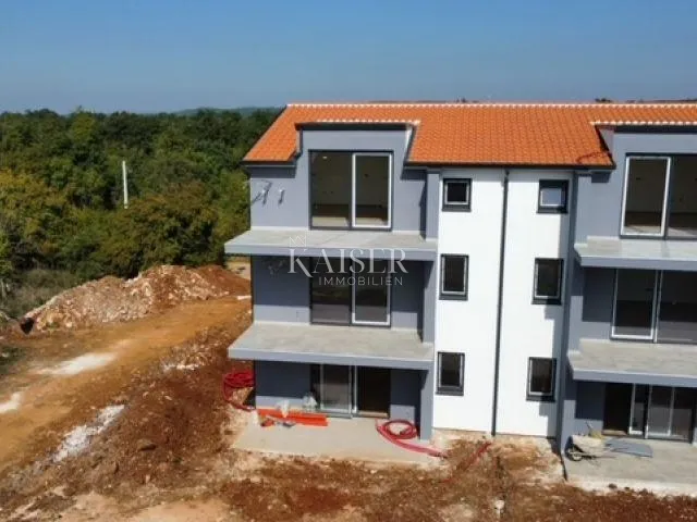 istra, poreč, okolica - stan 64m2, 2 spavaće soba - slika 7