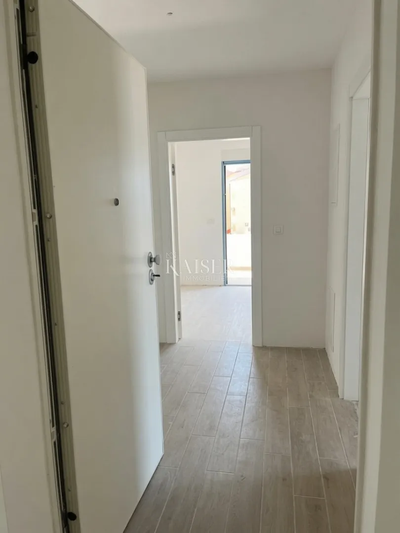 makarska - baška voda, penthouse s pogledom na more - slika 7