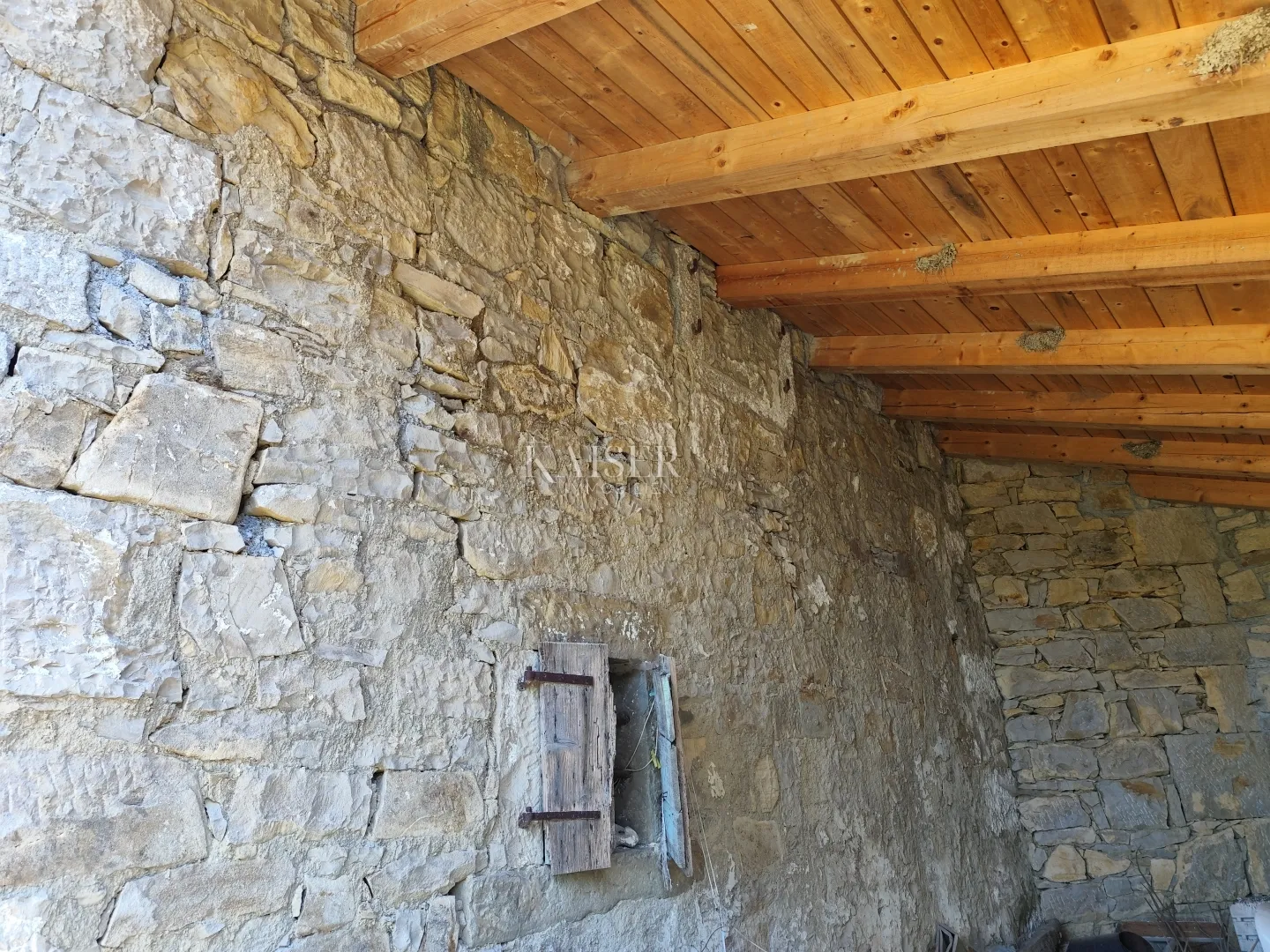 istra, buzet - starina s građevinskim zemljištem - slika 3