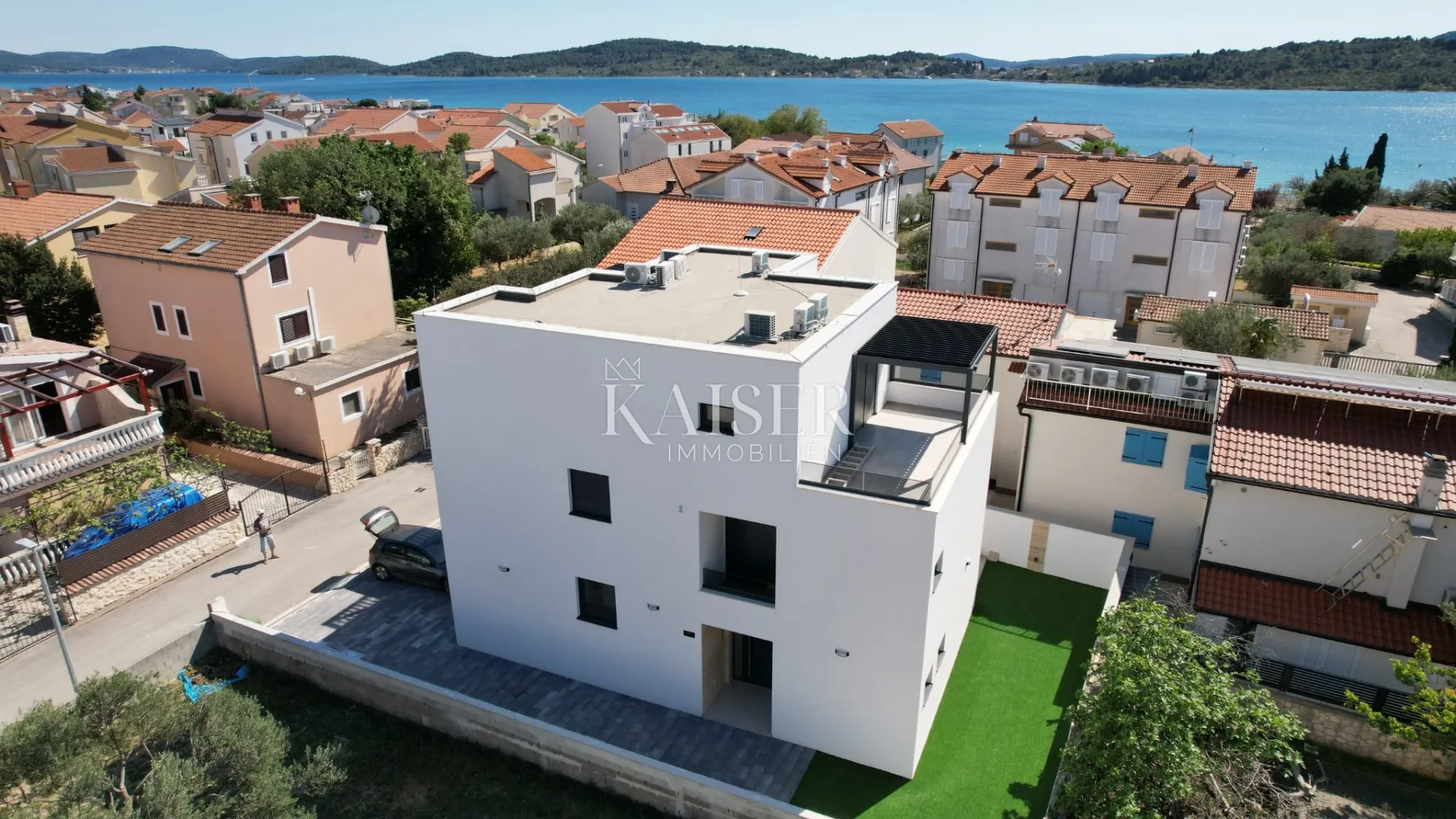 srima, vodice-moderna troetažna kuća (s1) s pogledom na more - slika 5