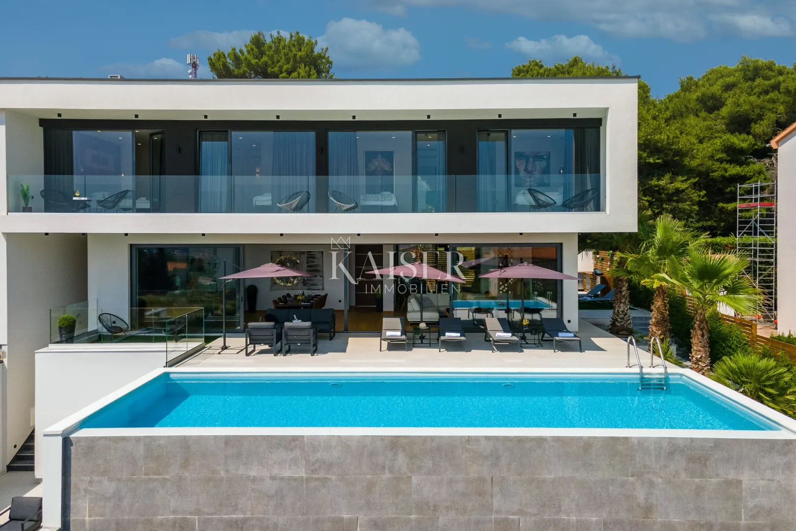 istra, medulin- luksuzna vila 400m2 s infinity bazenom - slika 28