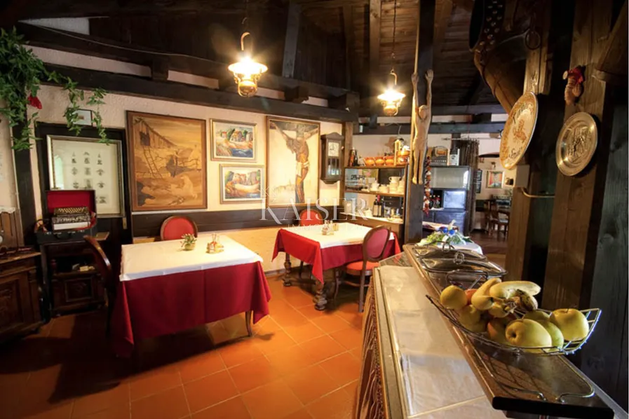 istra, novigrad - hotel 14 soba, sa restoranom i bazenom, 300m od mora - slika 9