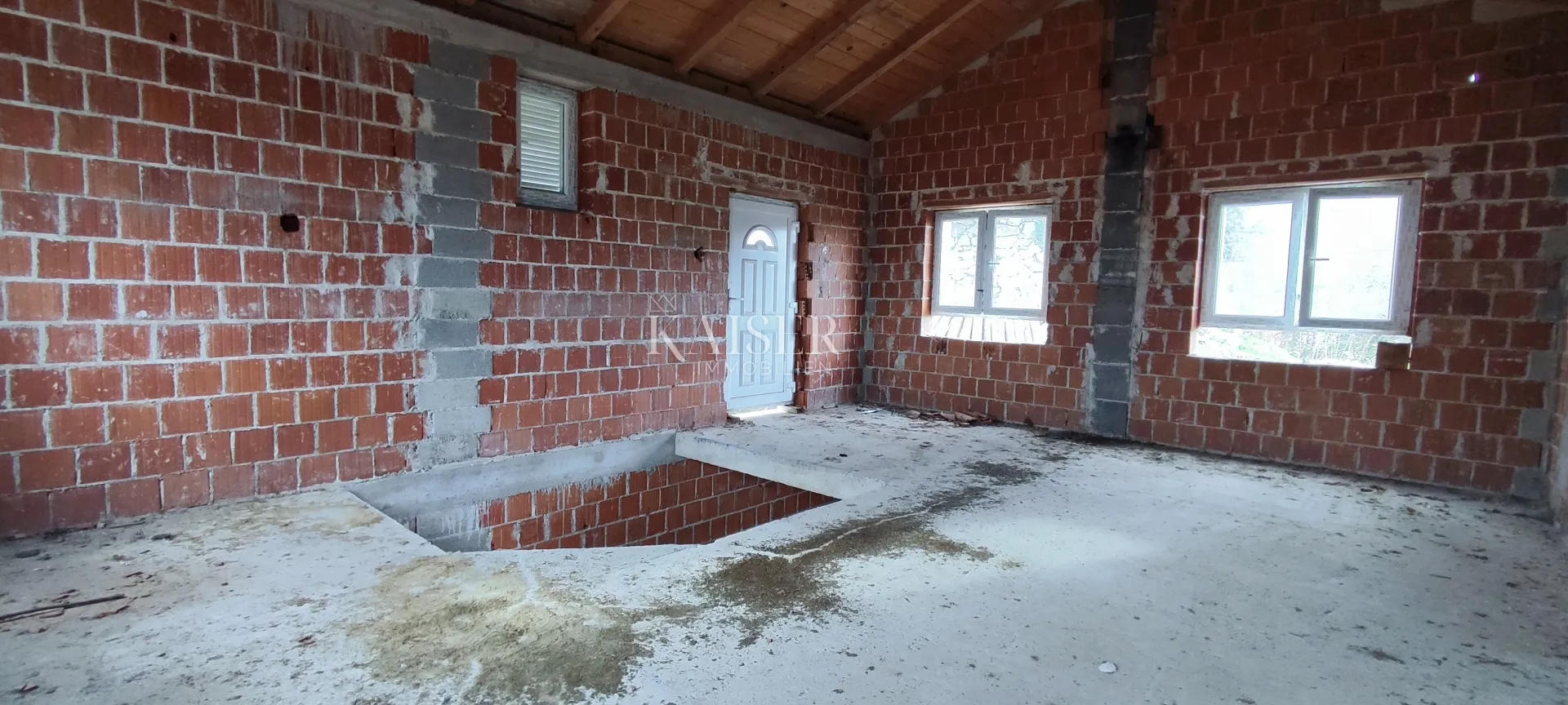 brseč - kuća s dva dvoetažna stana, 160 m2 - slika 7