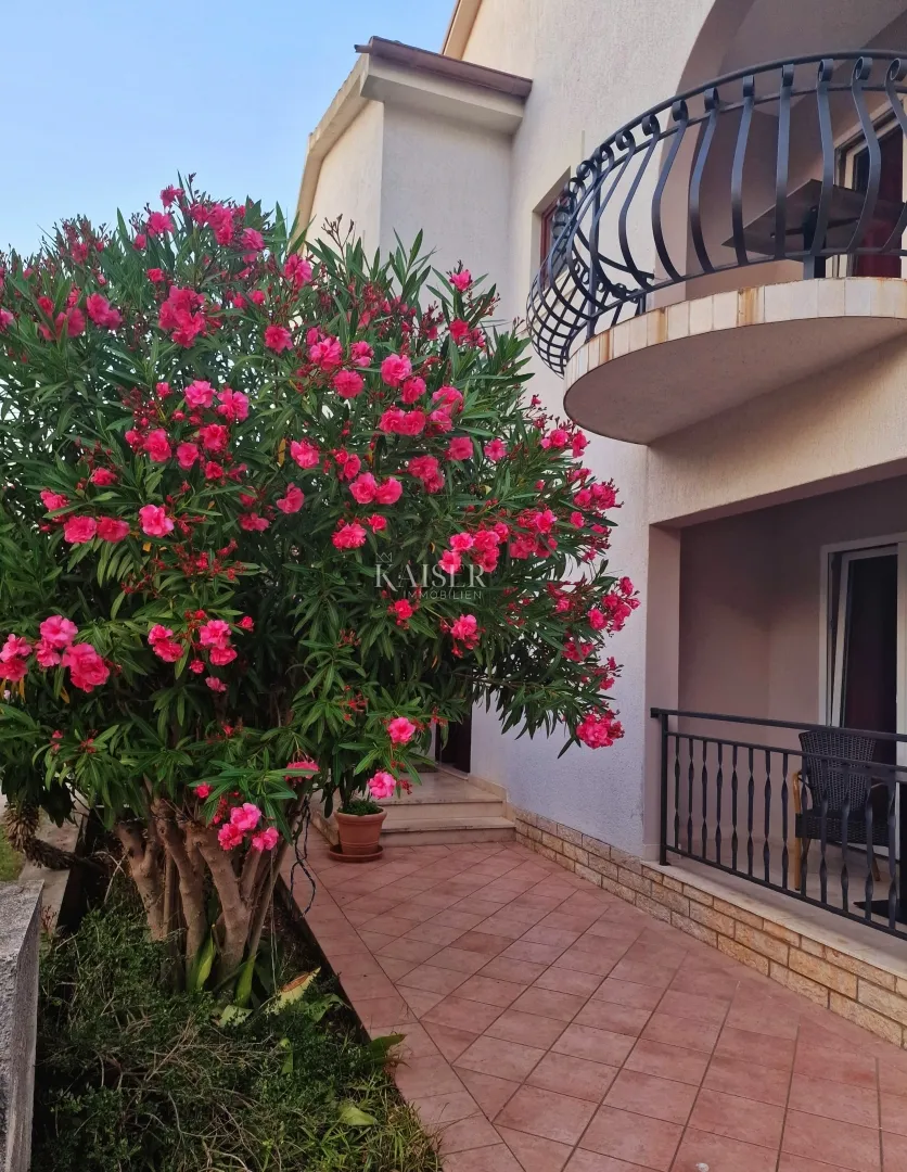 mali lošinj - predivna vila 200m od mora - slika 11