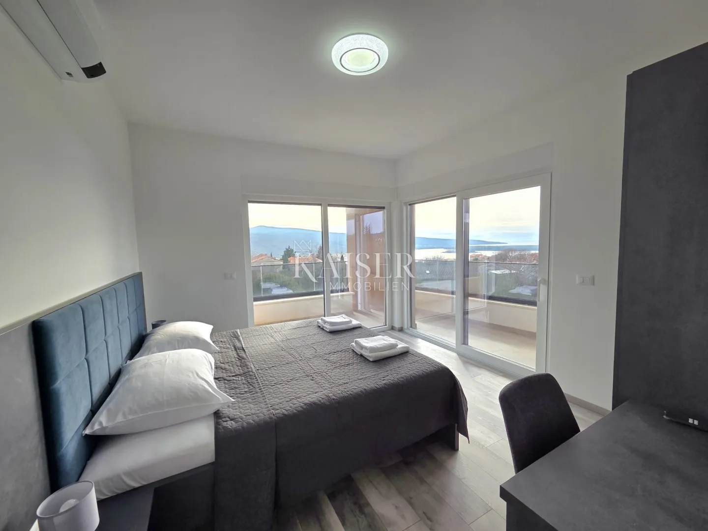 krk, kornić - moderna villa sa pogledom na more - slika 19