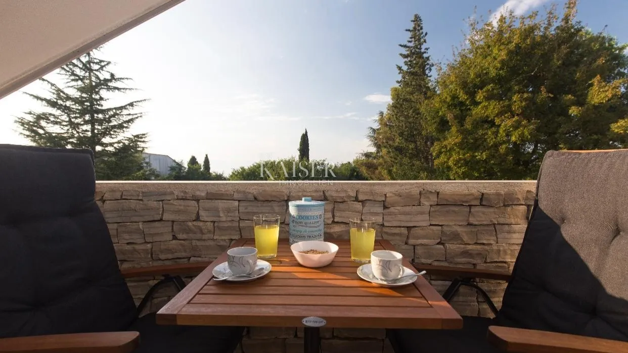 njivice, otok krk- apartman 92m2 s vrtom, blizu centra - slika 8
