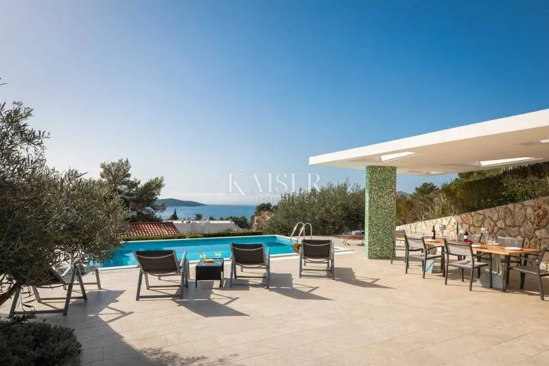 šibenik-žaborić – luksuzna vila 358 m² s bazenom, konobom i panoramskim pogledom - slika 10