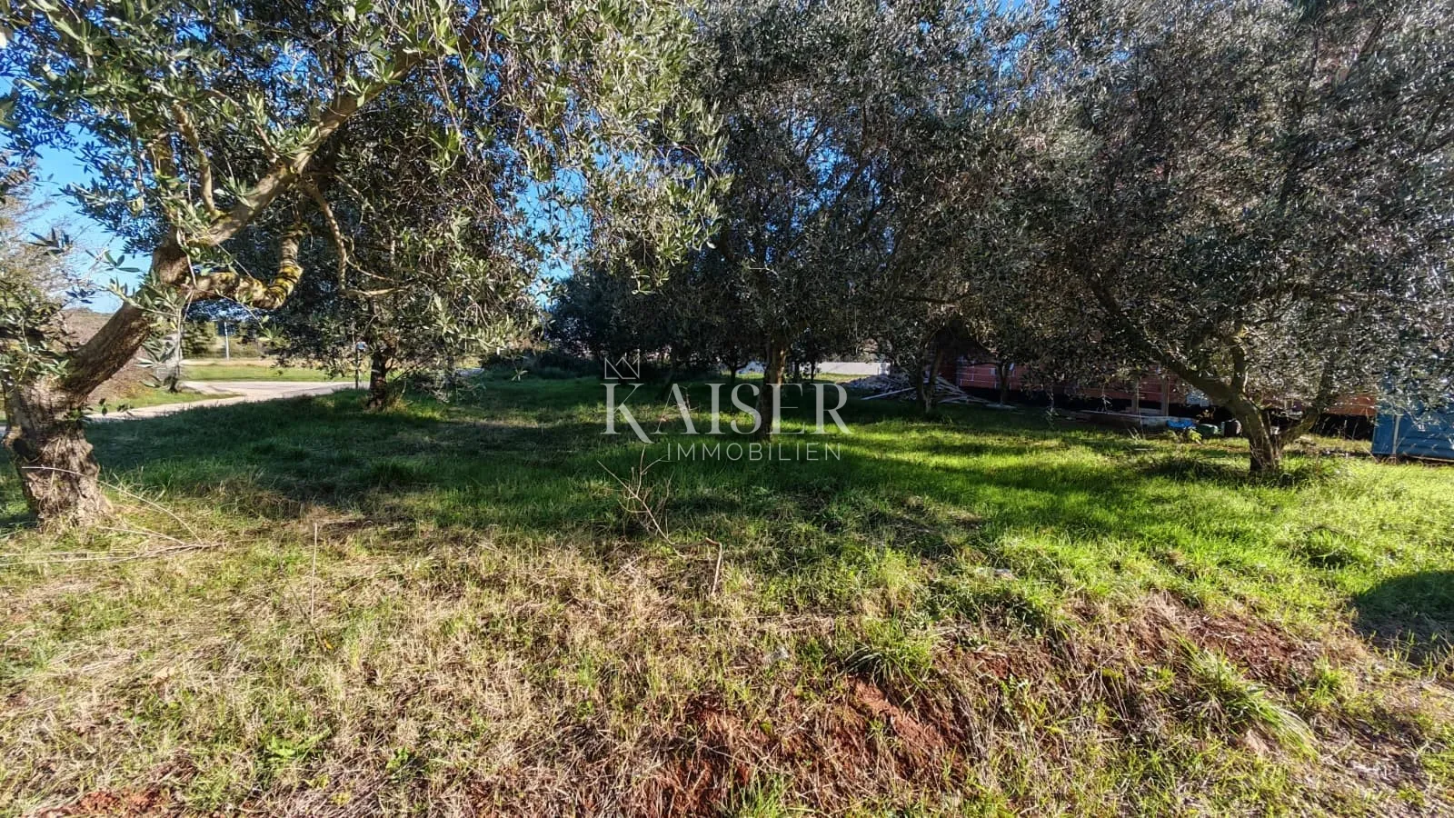 istra, pula-građevinsko zemljište 586m² s odličnom infrastrukturom - slika 4