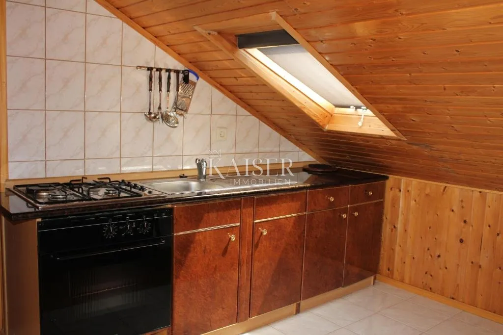 otok brač-prekrasna kamena kuća s pet apartmana, maslinikom i panoramskim pogledom na more - slika 9