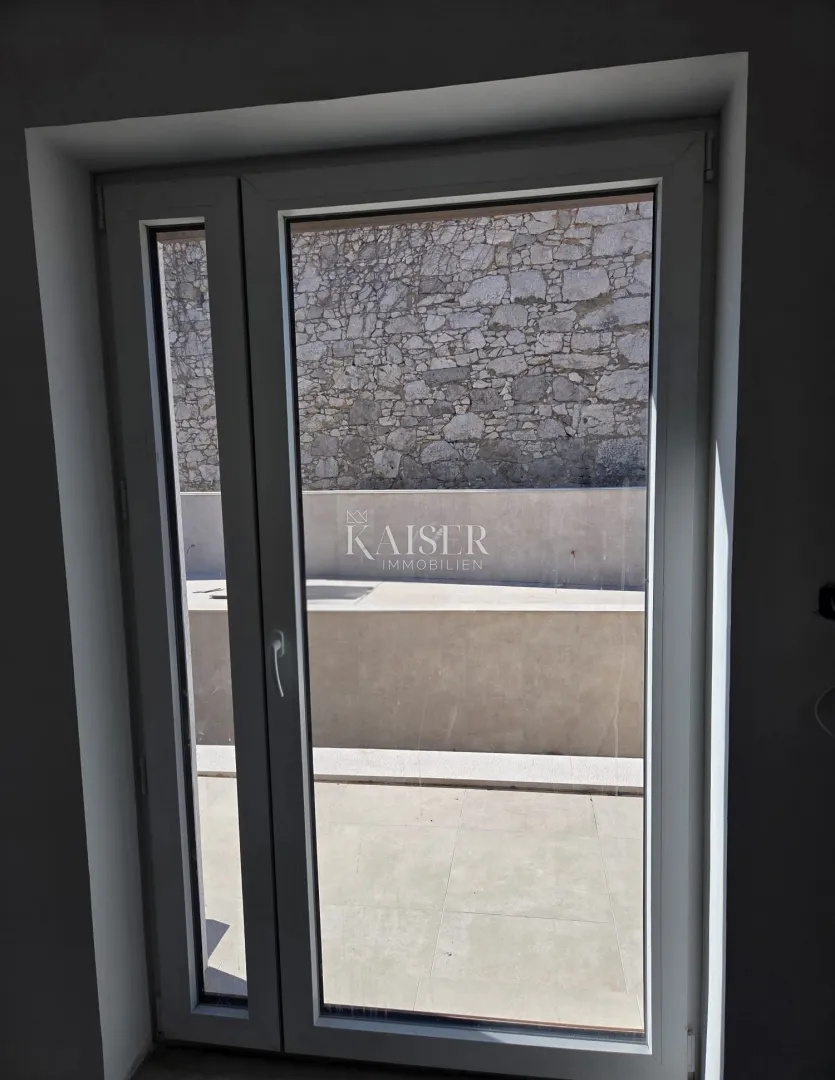 otok krk, dobrinj okolica - ekskluzivna villa sa bazenom, 210m2 - slika 6