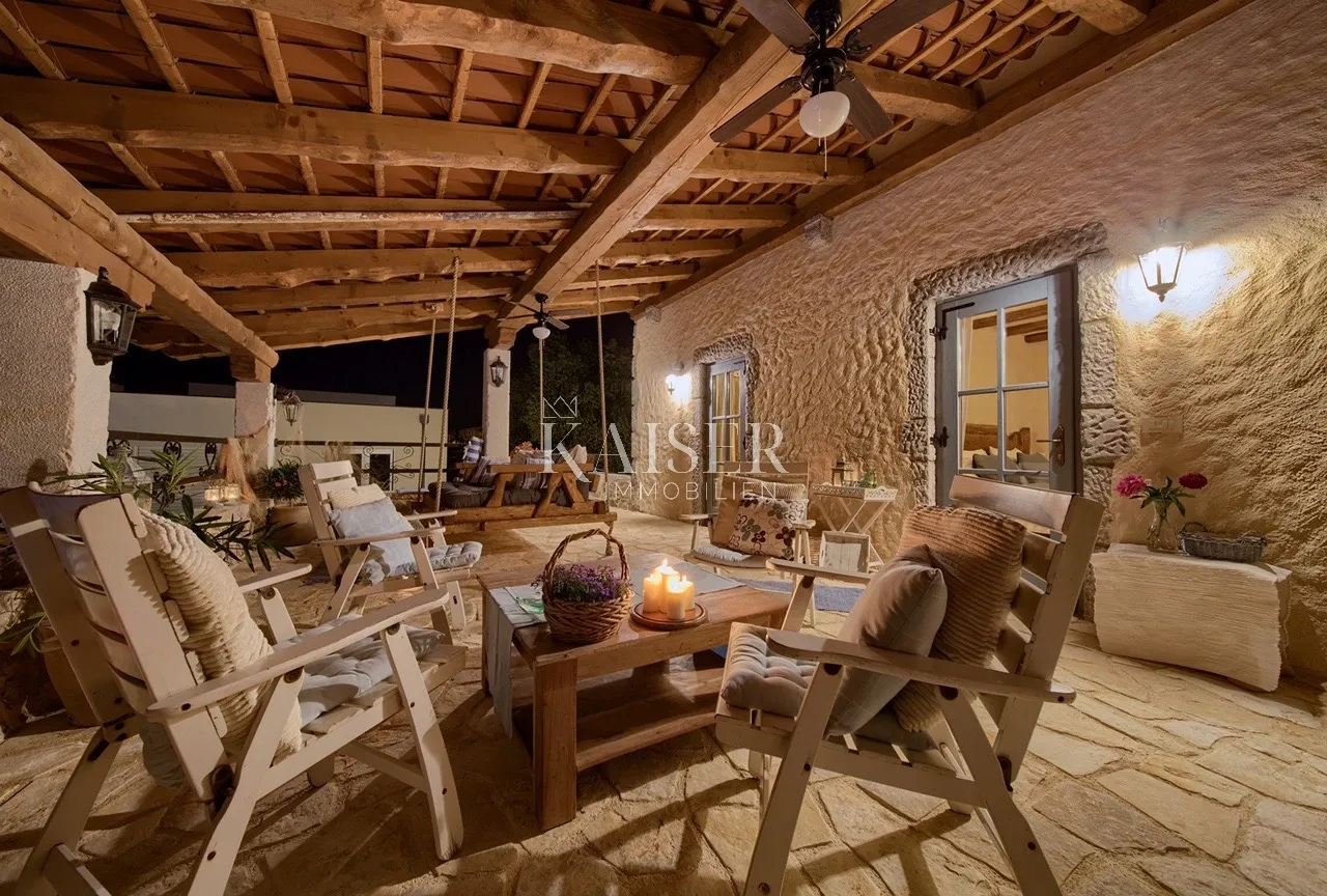 otok krk, malinska, autohtona vila s pogledom na more, 260 m2 - slika 14