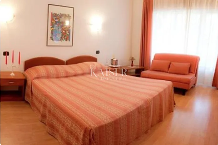 istra, novigrad - hotel 14 soba, sa restoranom i bazenom, 300m od mora - slika 21
