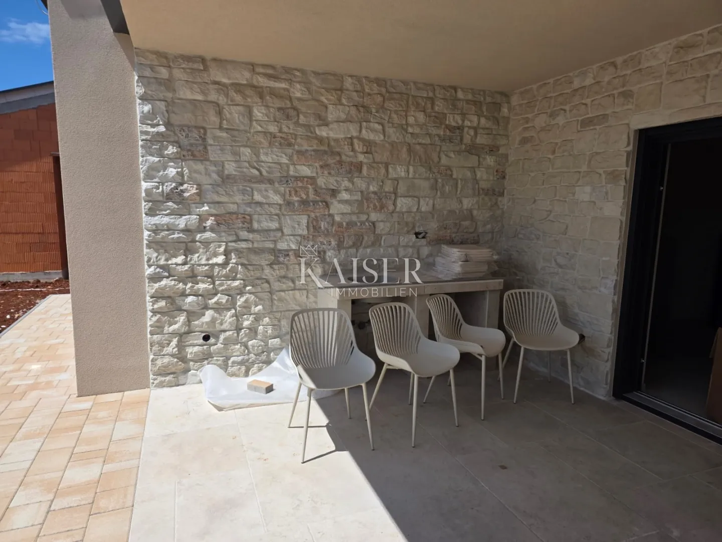 istra, kaštelir- dvojna kuća s tri spavaće sobe - slika 4