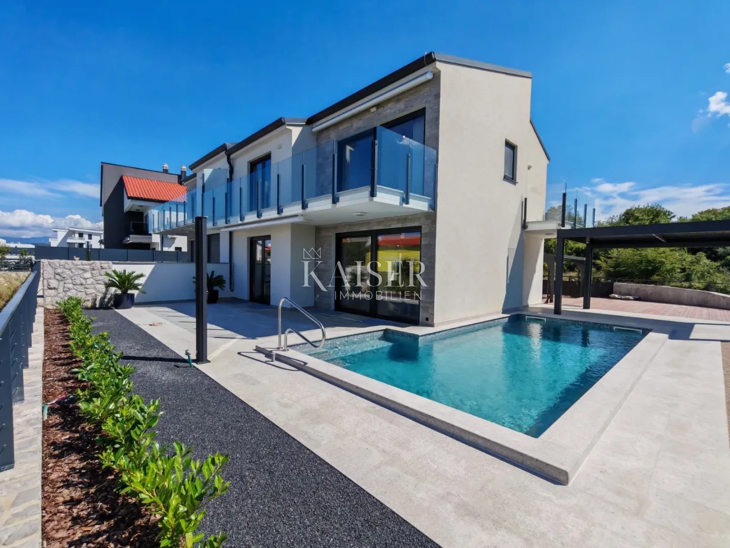 otok krk, malinska- luksuzna vila 208m2 s bazenom i pogledom na more - slika 1