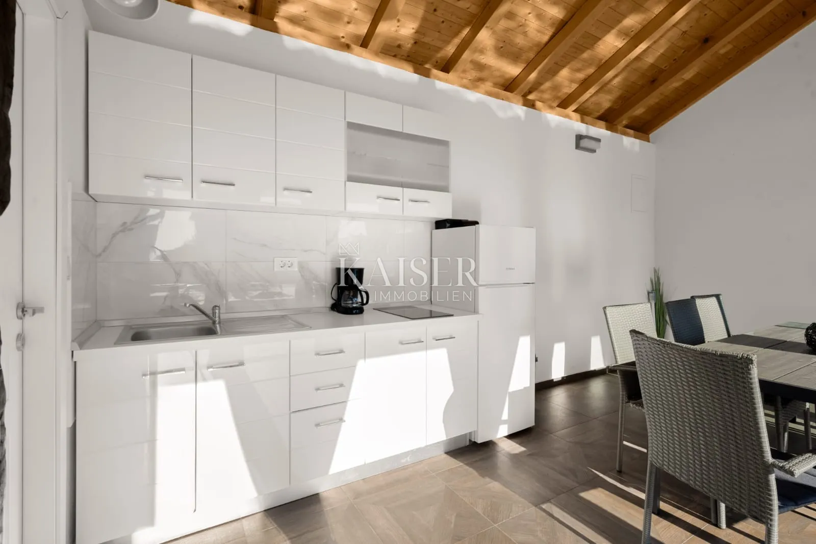 biograd, okolica - kuća sa bazenom, 145m2 - slika 10