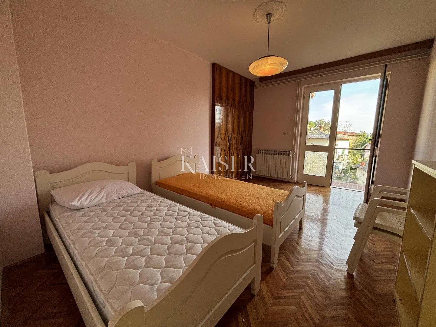 lovran, centar - kuća 200 m od mora, 290 m2 - slika 15
