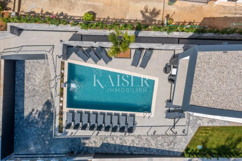 mošćenička draga – vila s bazenom 500 metara od plaže - slika 18