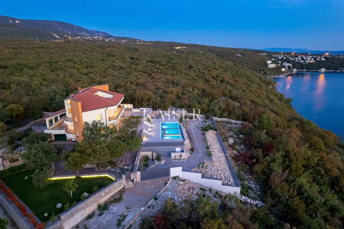 kraljevica, oštro- jedinstvena vila s predivnim pogledom i lokacijom - slika 59