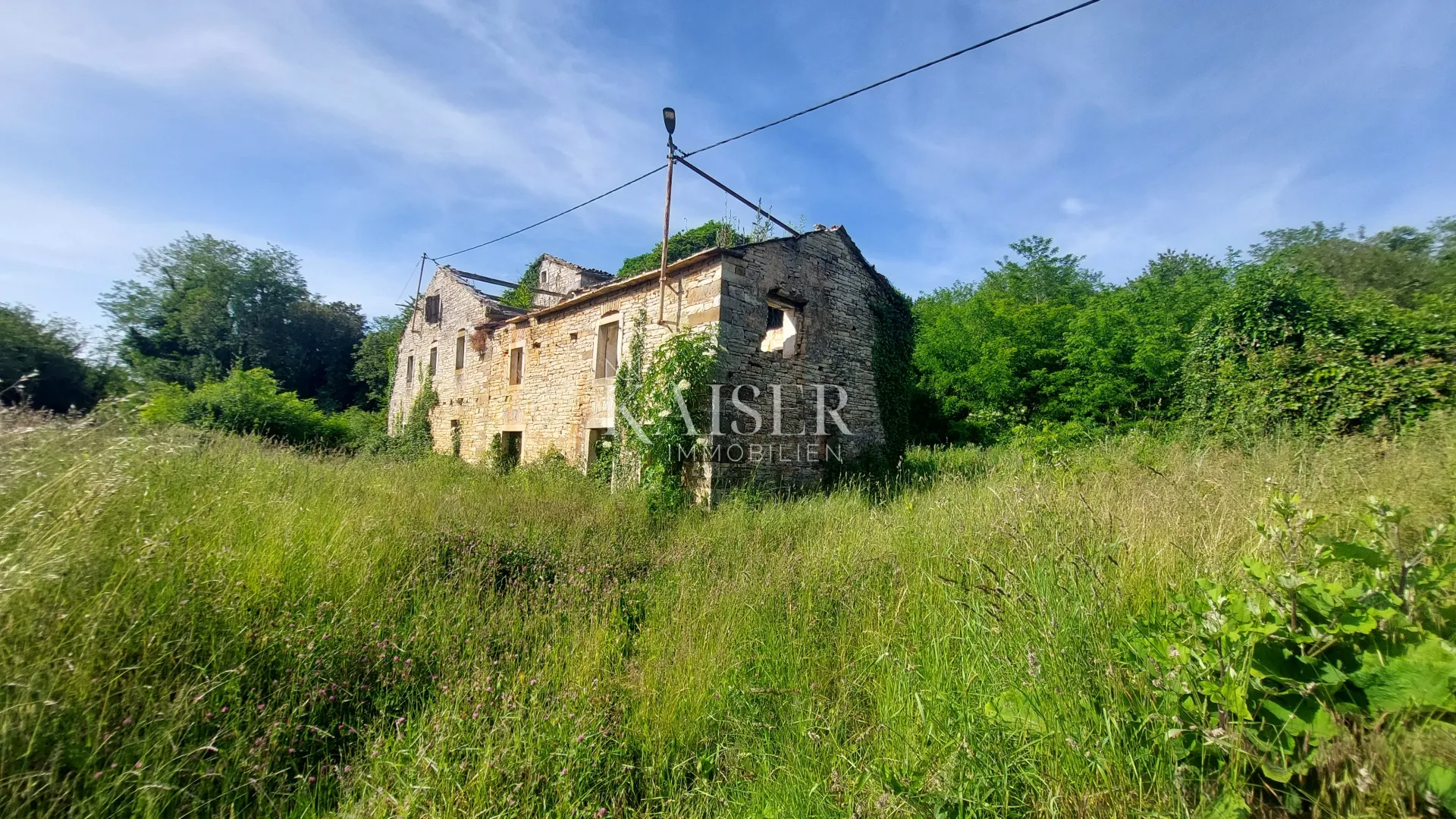 istra, grožnjan, okolica - građevinsko zemljište 1.000m2, sa ruševnim starinama - slika 11