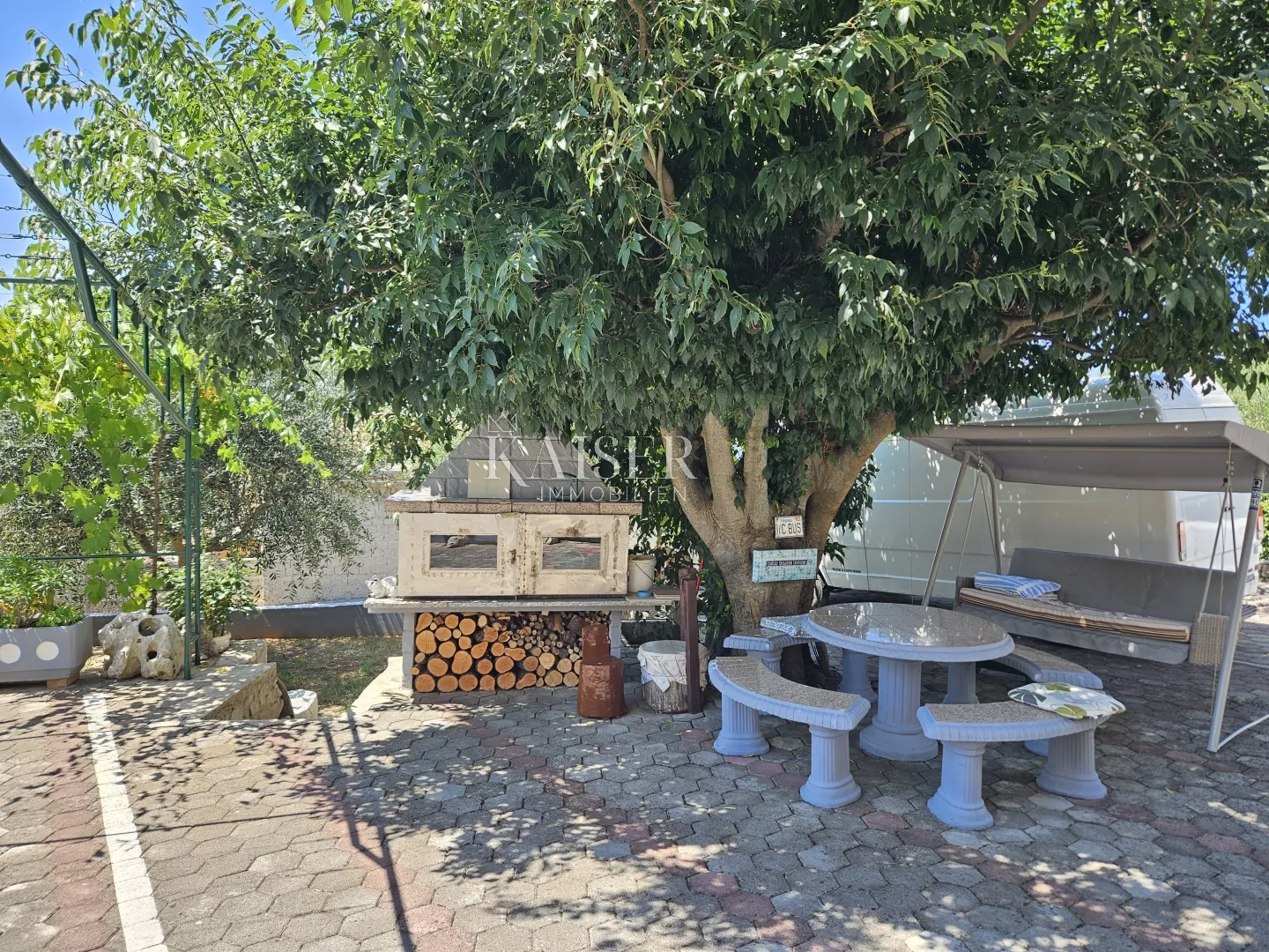 otok krk, malinska - kuća sa 4 apartmana - slika 4