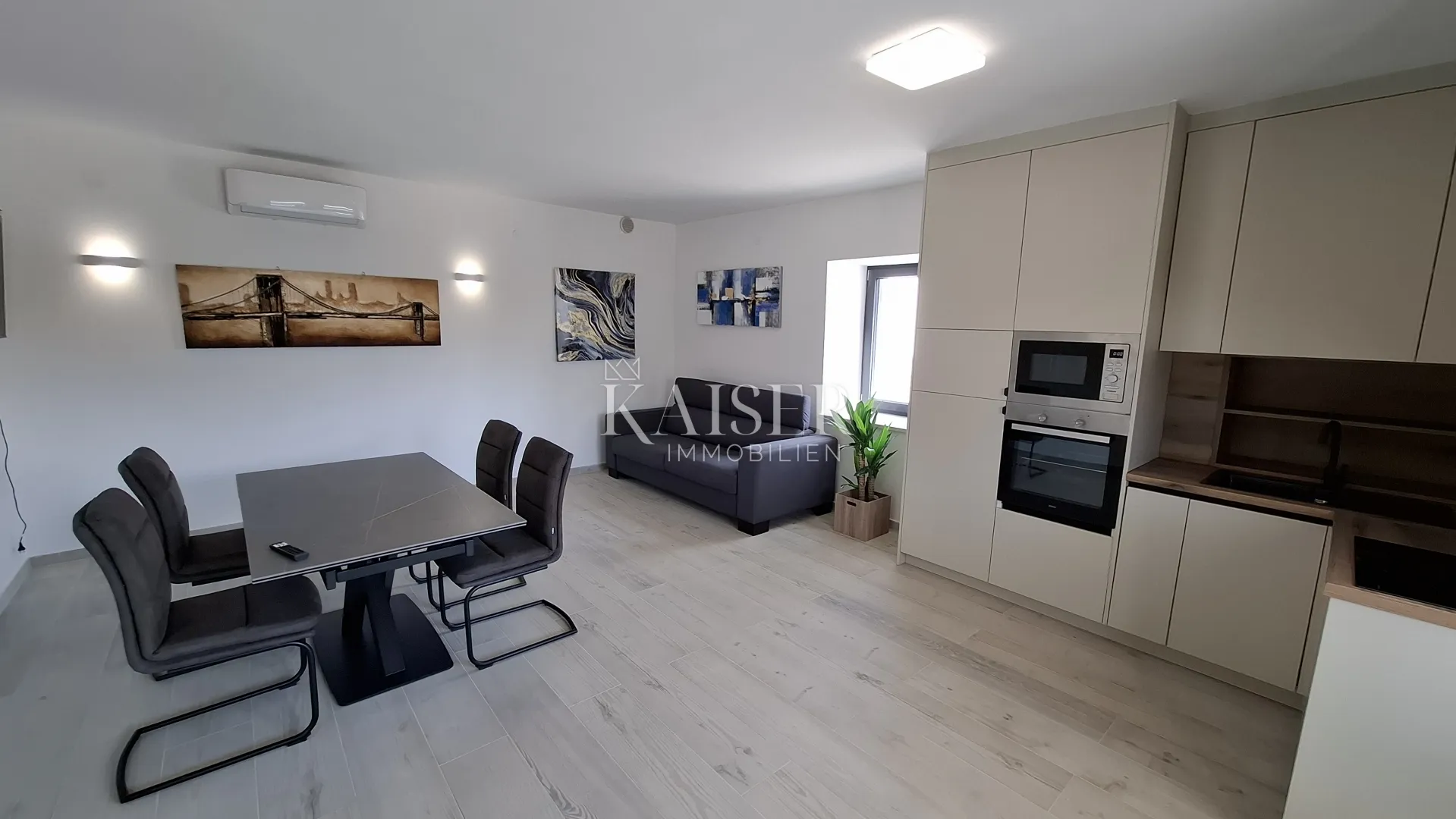 istra, kaštelir - kuća sa dva stana, 188m2, bazen - slika 36