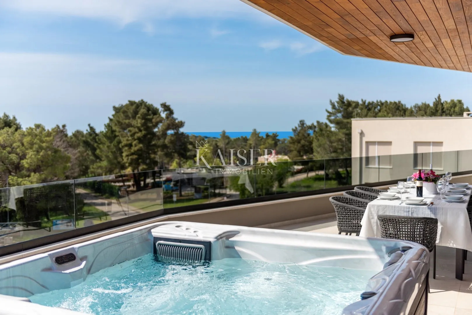 Istra - Poreč, luksuzan penthouse blizu mora i pogled more