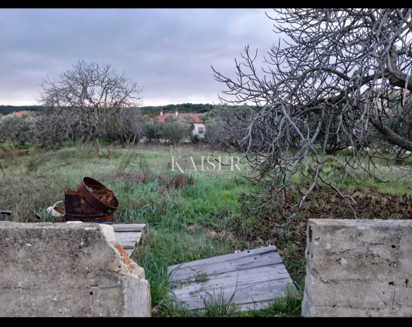 otok pašman- građevinsko zemljište 1. red do mora - slika 5