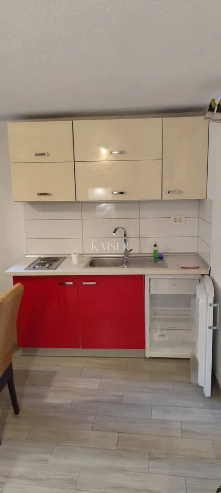 šibenik, tisno - apartmanska kuća u nizu - slika 5