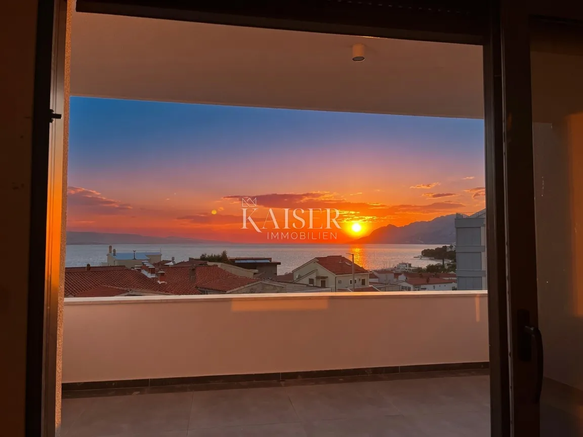 makarska - baška voda, penthouse s pogledom na more - slika 1