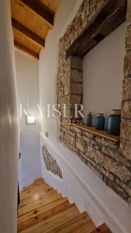 istra - lovreč, prilika kamena kuća sa okućnicom 7000 m2 - slika 18