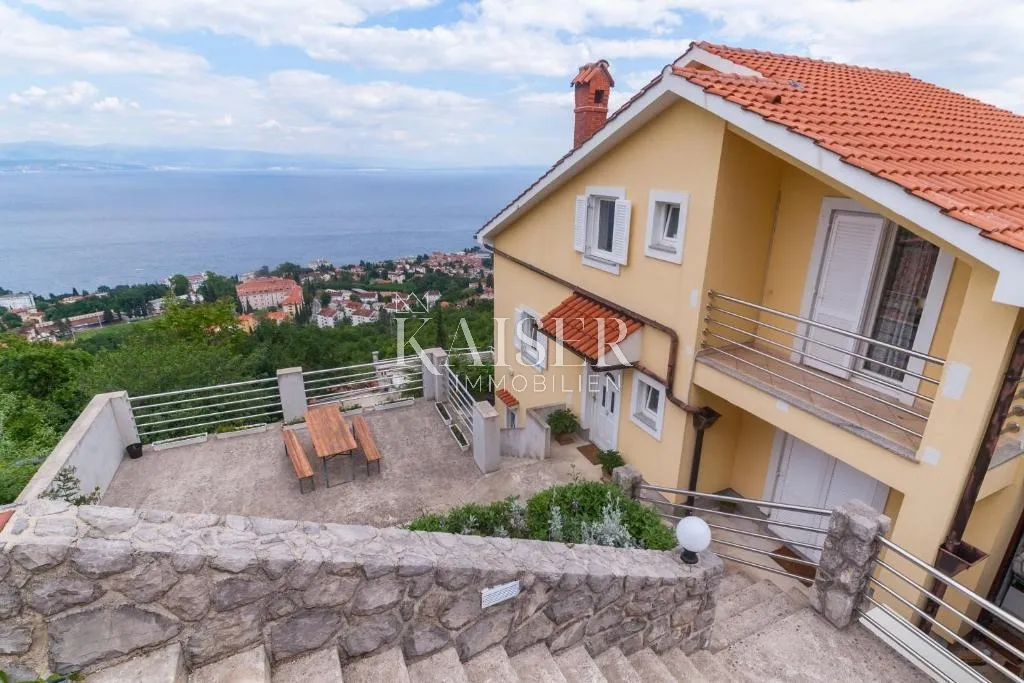 Lovran, Liganj – Kuća s 3 stana, bazenom i pogledom na more - Liganj, Lovran