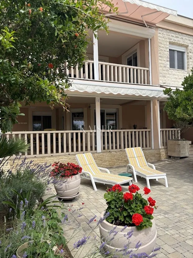 zadar, vir - obiteljska kuća 331m2 - 890 000 eur 300 m od plaže - slika 5