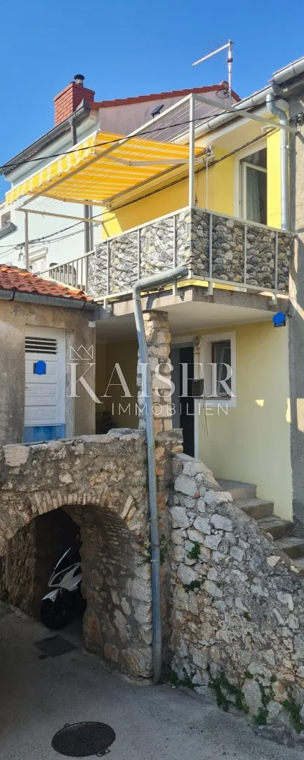 Otok Krk, Punat - kuća u staroj jezgri 80 m2