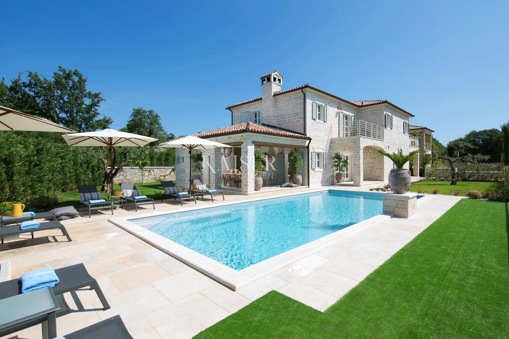 istra, poreč - luksuzna villa - slika 2