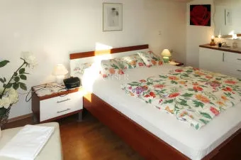 zadar, okolica - luksuzna vila sa uhodanim poslovanjem - slika 27