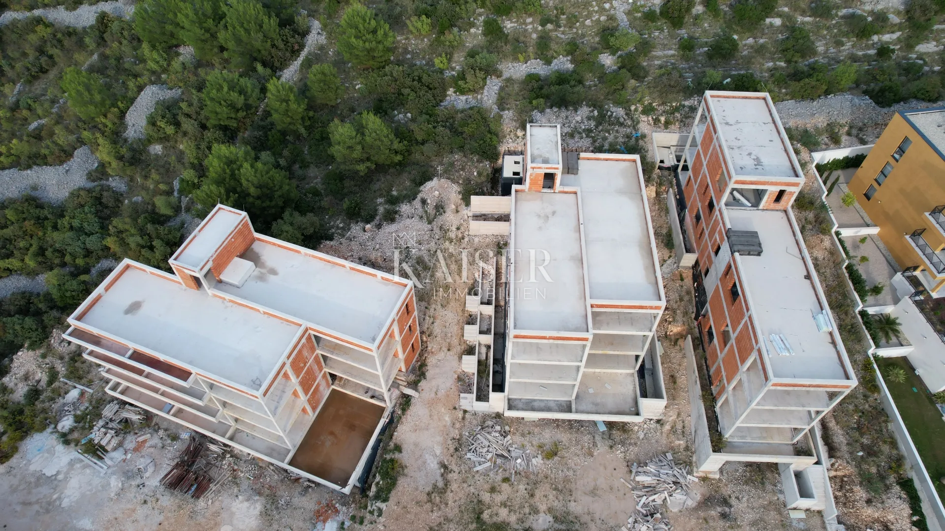 veliki obiteljski stan (s2) na prvom katu s bazenom i pogledom, mandalina - šibenik - slika 12