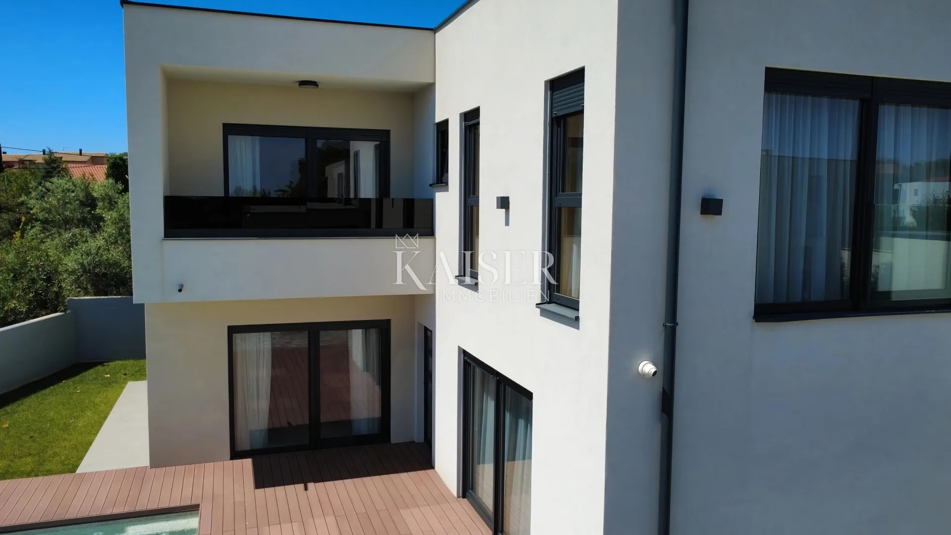 istra, pomer- moderna vila 188m2 samo 200m od mora - slika 20