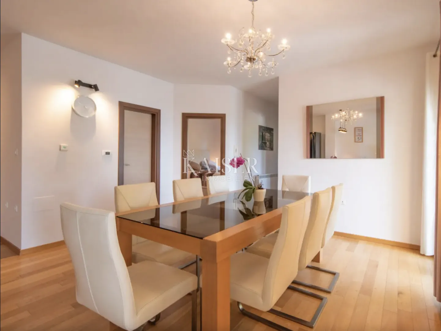 opatija, ičići - prekrasan stan 160m2 s pogledom na more - slika 8