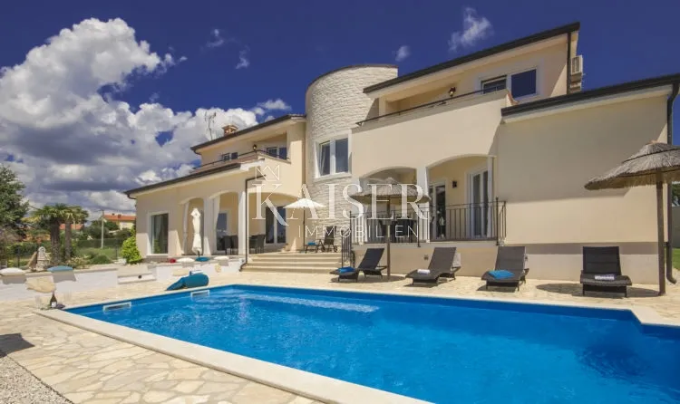 istra, kaštelir – luksuzna vila s prekrasnim pogledom na more - slika 2