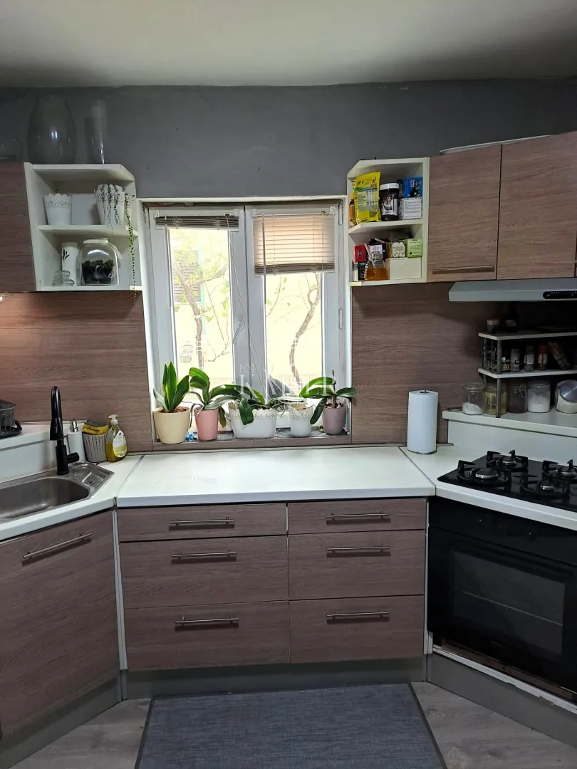 zadar – vrsi kuća 225 m2 3 jedinice investicija - slika 5