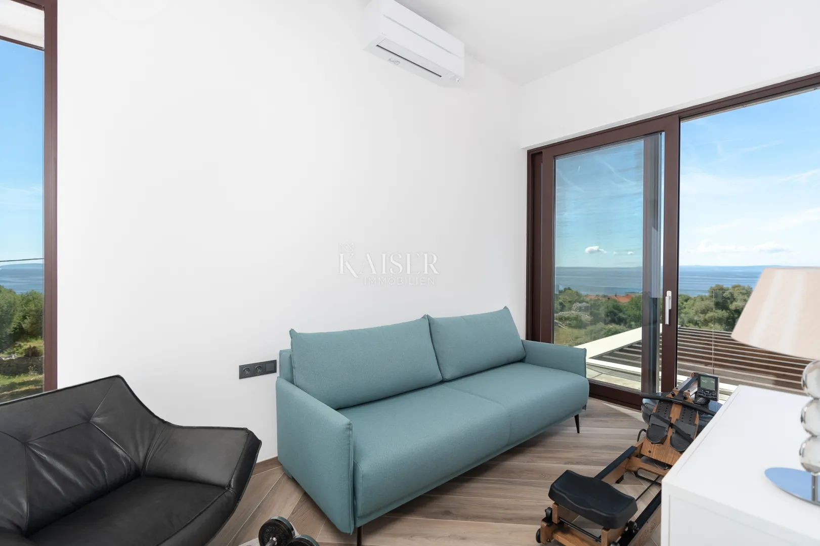 otok pag, mediteranska moderna vila s pogledom na more - slika 21