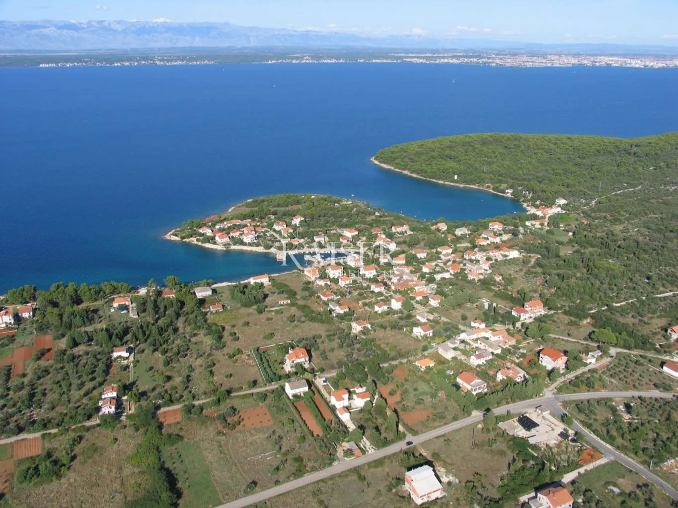 otok ugljan, čeprljanda - građevinsko zemljište prvi red do mora 6300 m2 - cijena na upit - slika 3